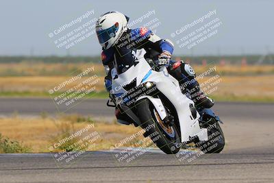 media/May-22-2023-Fastrack Riders (Mon) [[ae7626d9d8]]/Level 1/945am (Sweeper)/